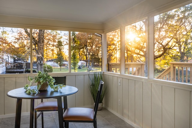 view of sunroom / solarium