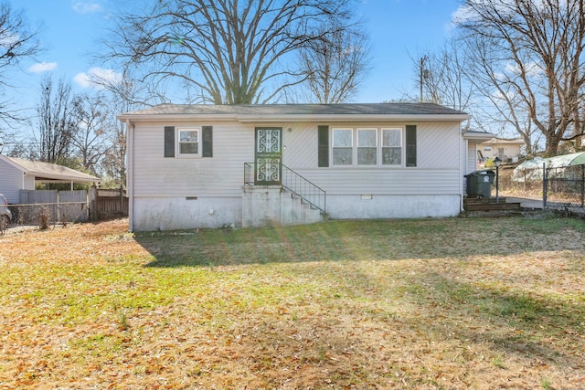 view of front of property with a front yard