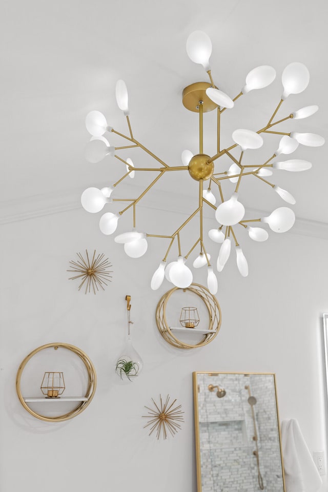 details featuring an inviting chandelier