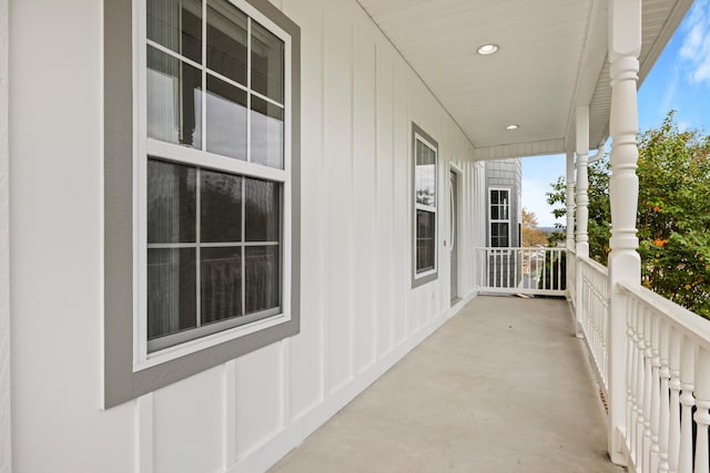 balcony featuring a porch