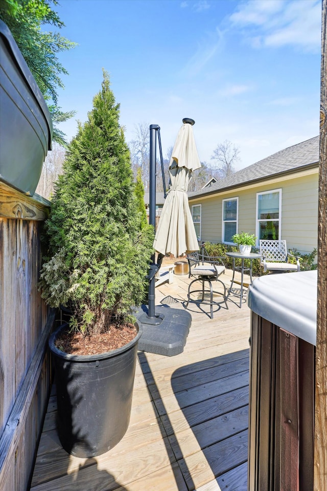 view of wooden deck