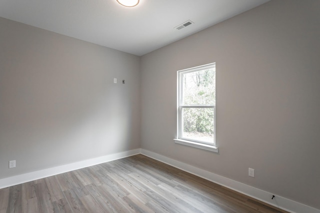 empty room featuring light hardwood / wood-style flooring