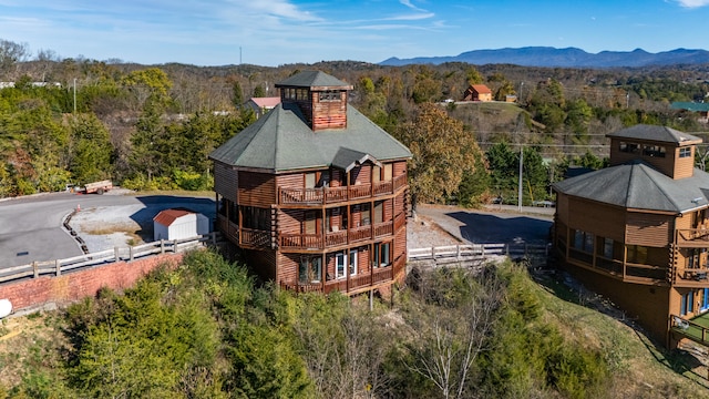 drone / aerial view with a mountain view