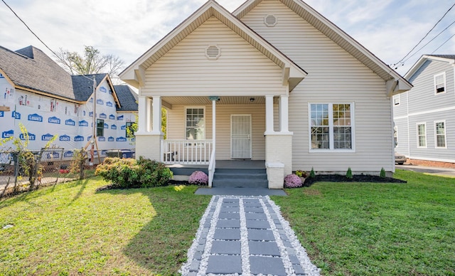 view of front facade with covered porch