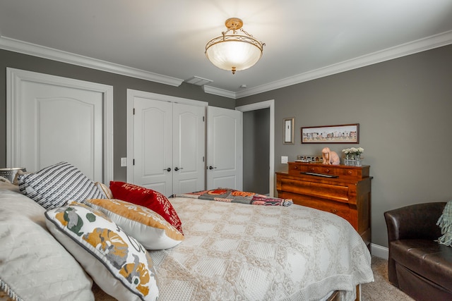 carpeted bedroom with ornamental molding