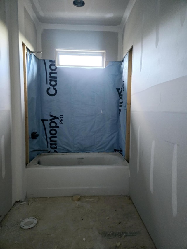 bathroom featuring shower / tub combination