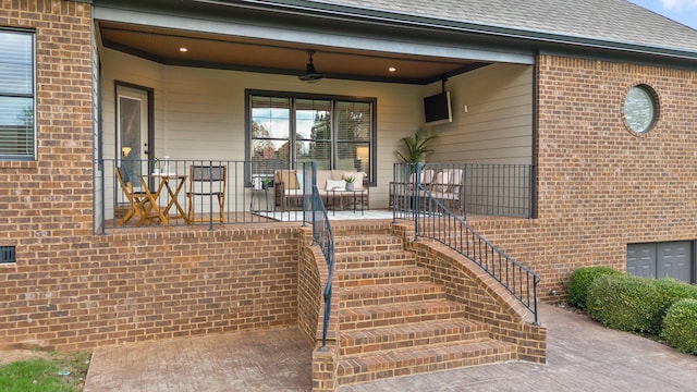 doorway to property featuring a porch