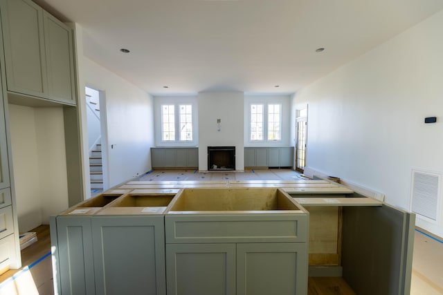 kitchen featuring light hardwood / wood-style flooring and a center island