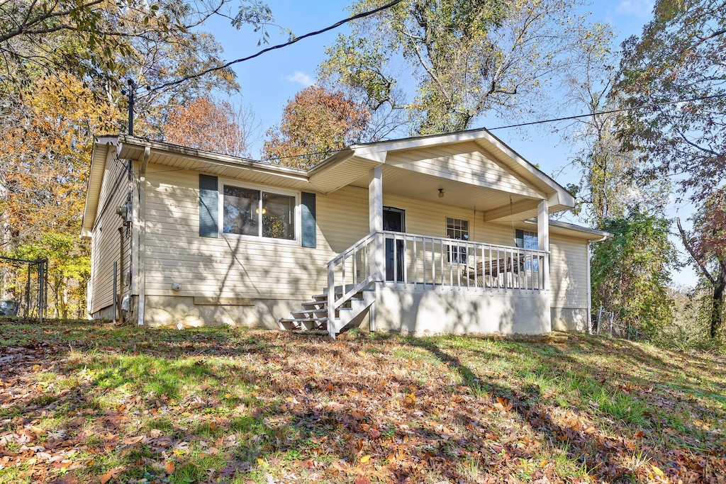 view of front of home with a porch