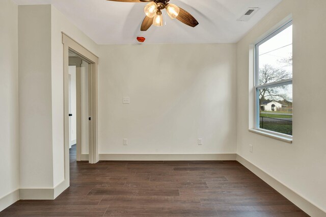 1024 Hurst St, East Ridge, TN 37412 - unfurnished room with ceiling fan, dark wood finished floors, and baseboards