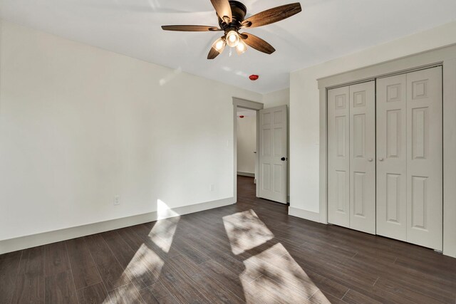 1024 Hurst St, East Ridge, TN 37412 - unfurnished bedroom featuring dark wood-style floors, a closet, a ceiling fan, and baseboards