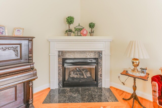 289 Magnolia Pl, Ringgold, GA 30736 - detailed view of a tile fireplace and baseboards