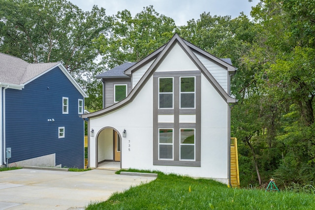 view of front of house