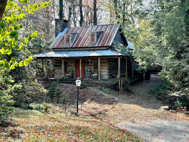 view of front facade with a porch