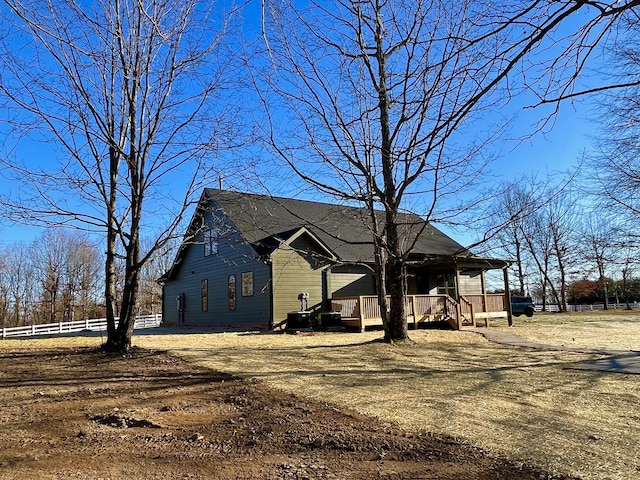 exterior space featuring a porch