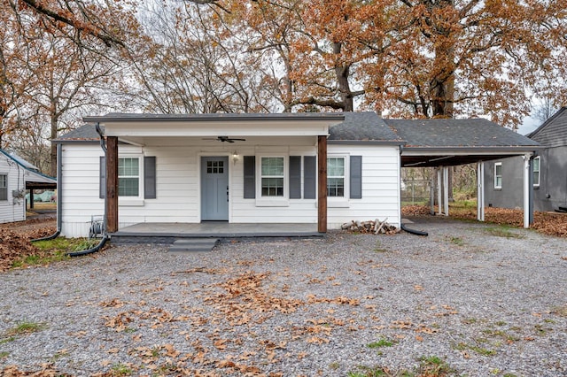 view of front facade featuring a porch and ceiling fan