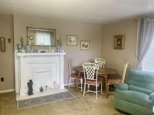 living area with carpet flooring