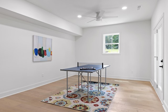 game room with baseboards, visible vents, recessed lighting, ceiling fan, and light wood-style floors