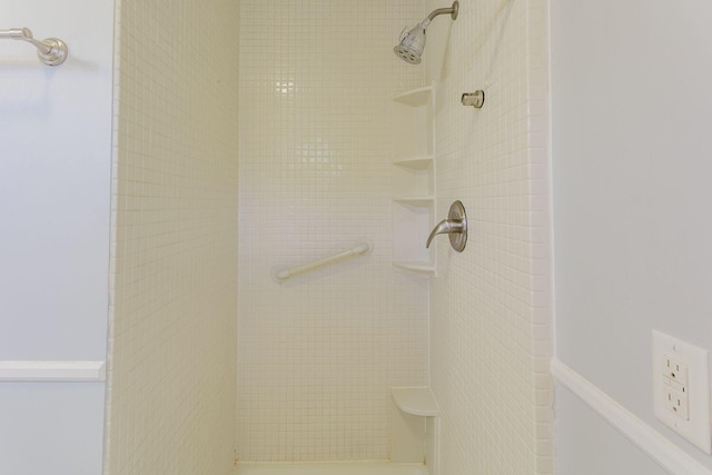 bathroom with walk in shower