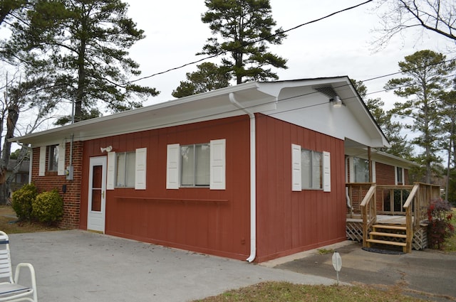 view of home's exterior