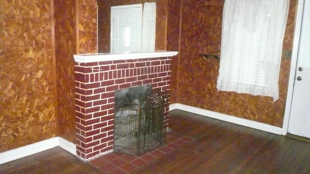 room details featuring wood-type flooring