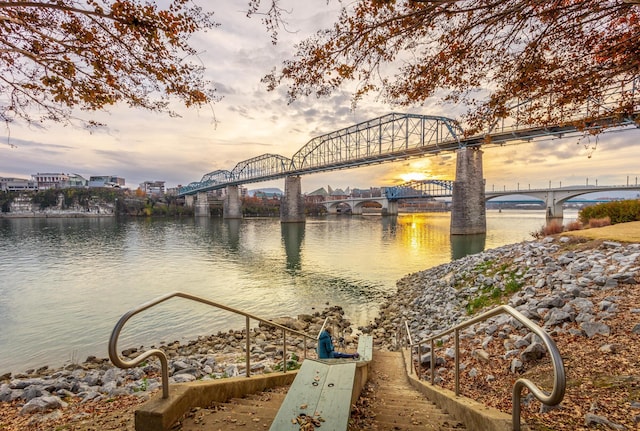 917 Dartmouth St, Chattanooga, TN 37405 - dock area featuring a water view