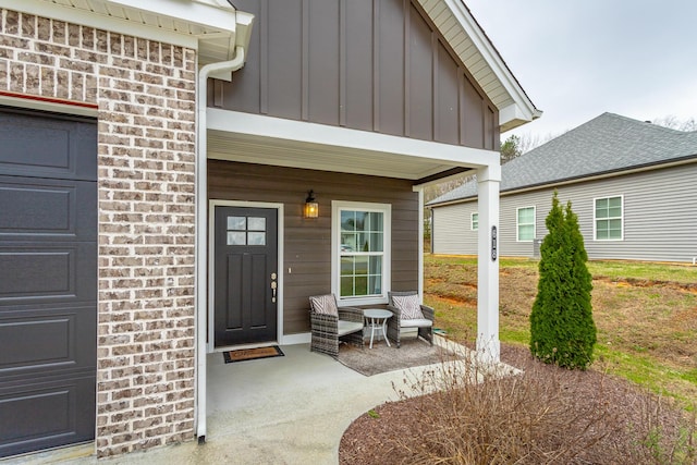 doorway to property with a porch