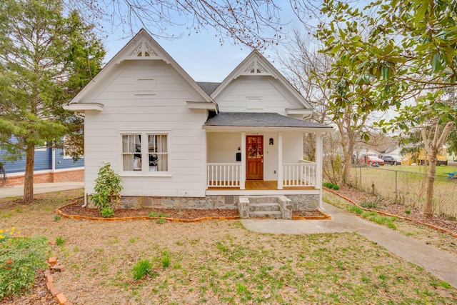 view of front of property featuring a porch