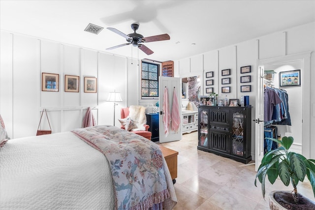 bedroom featuring ceiling fan