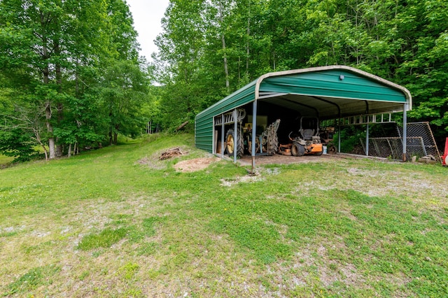 view of yard with a carport