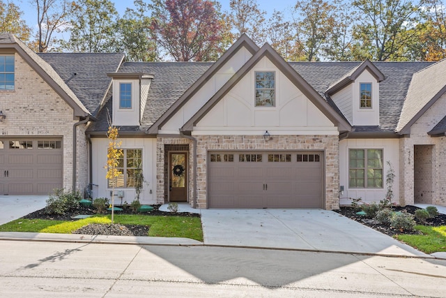 view of front facade with a garage