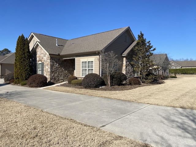 view of home's exterior