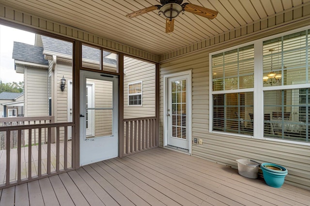 deck with ceiling fan