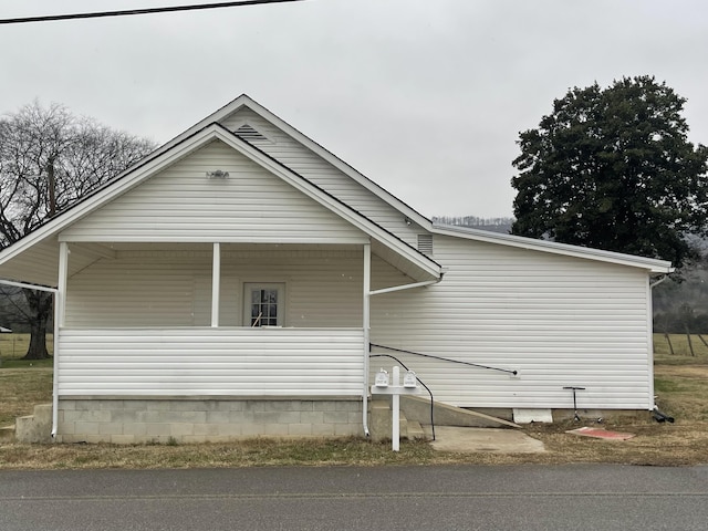 view of property exterior