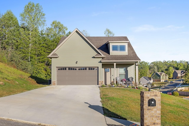 view of front of house with a front lawn