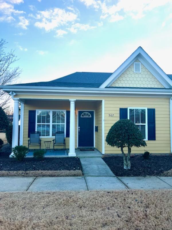 view of front of house with a porch