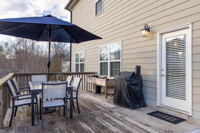 deck with grilling area