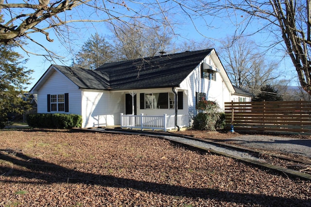 view of front of house