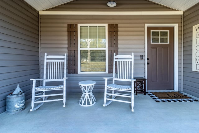 property entrance featuring a porch