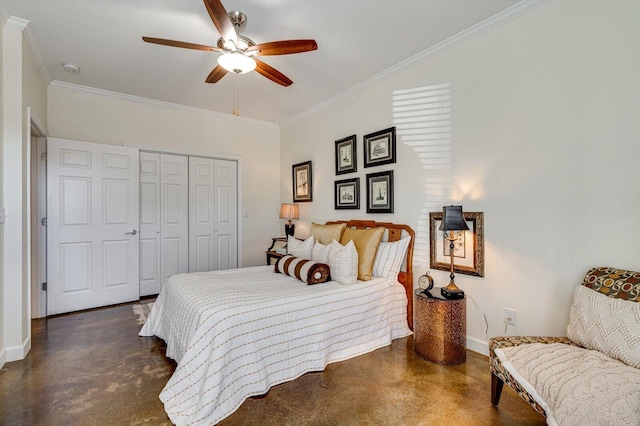 bedroom with a closet, ceiling fan, and crown molding