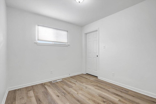 empty room featuring light hardwood / wood-style flooring