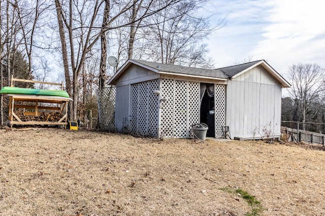 view of outbuilding