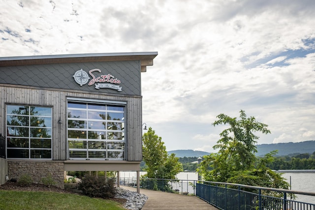 view of building exterior with a mountain view