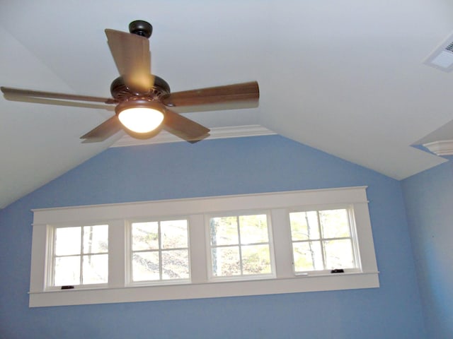 interior details featuring visible vents and ceiling fan