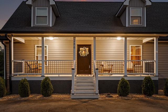 view of front facade with a porch