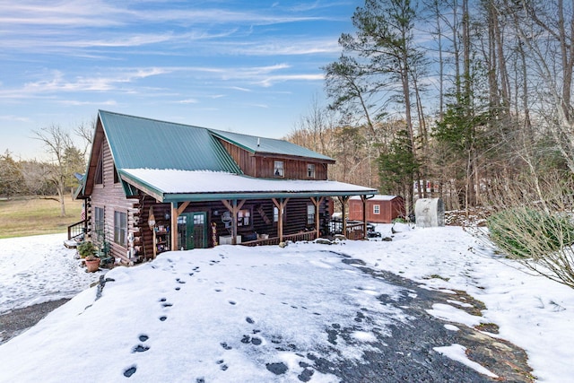 view of front of house featuring covered porch