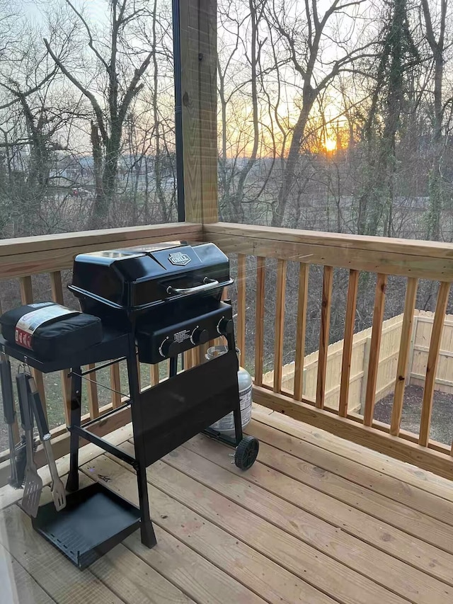 view of deck at dusk