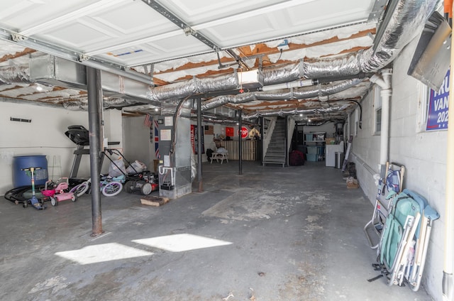 garage with heating unit