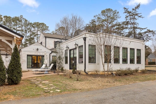 view of front of home featuring a patio