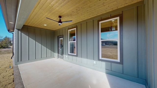 view of patio / terrace with ceiling fan